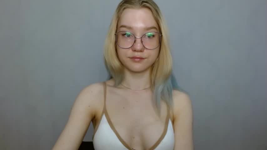 Abby❤️ Lovense is active⚡️'s Live Cam