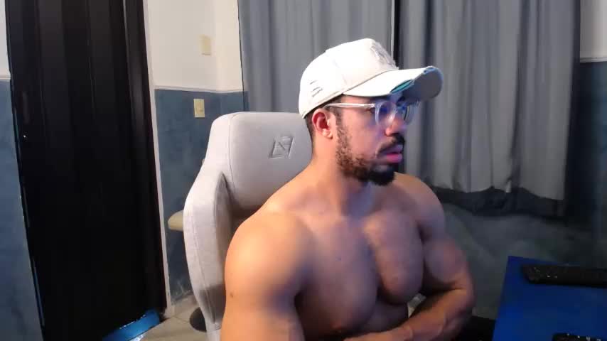 https://onlyfans.com/mikehotking's Live Cam