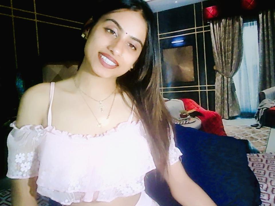 Indian_Booty_Licious's Live Cam