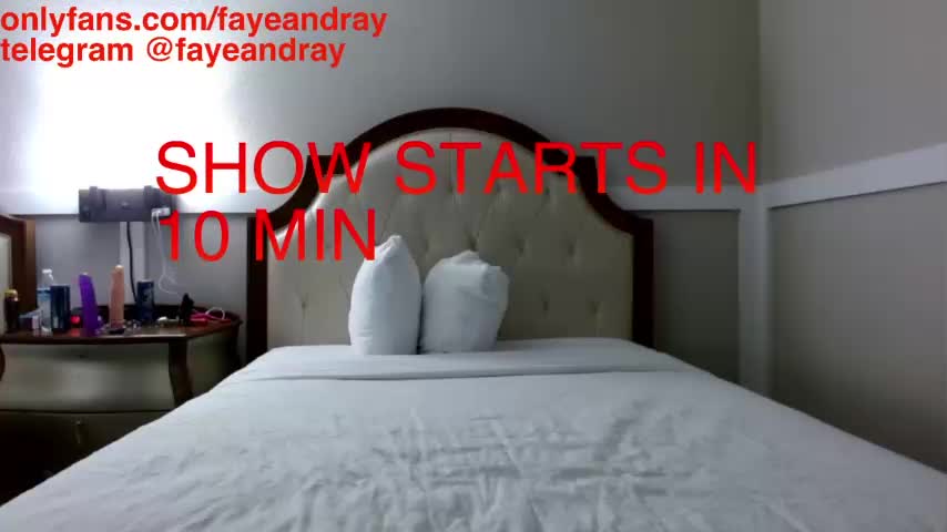 Faye & Ray's Live Cam